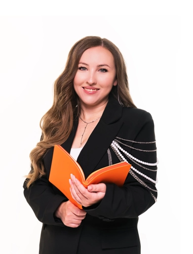 Алина Календжан